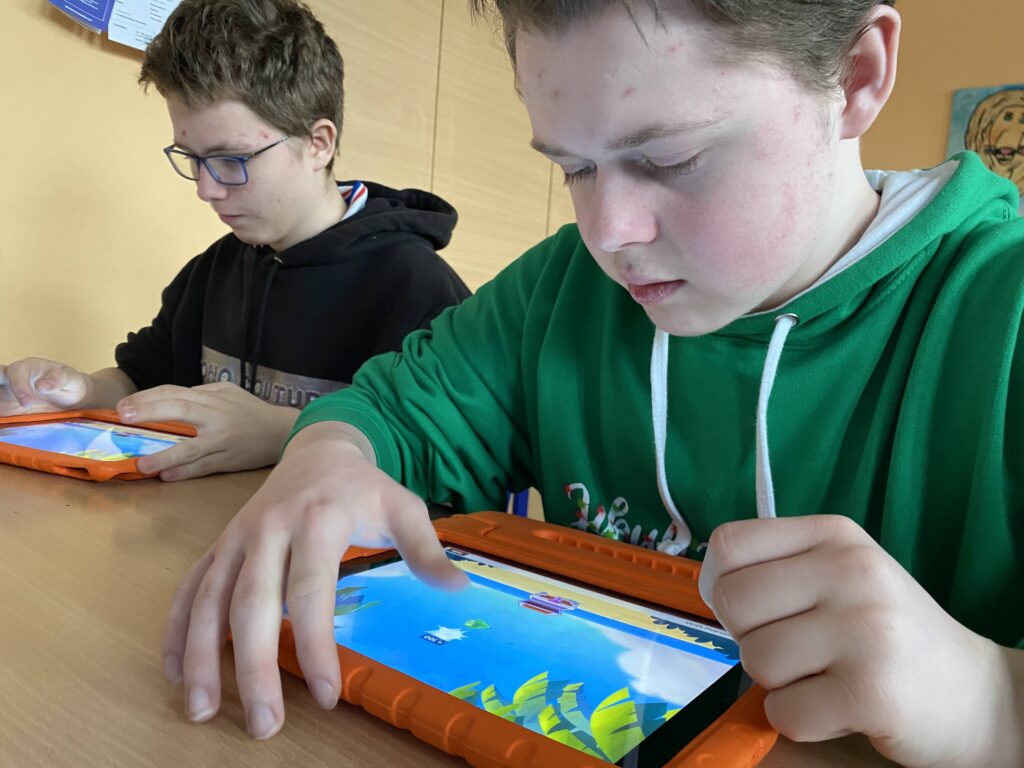 8.B Angličtina s iPady a Kahoot
