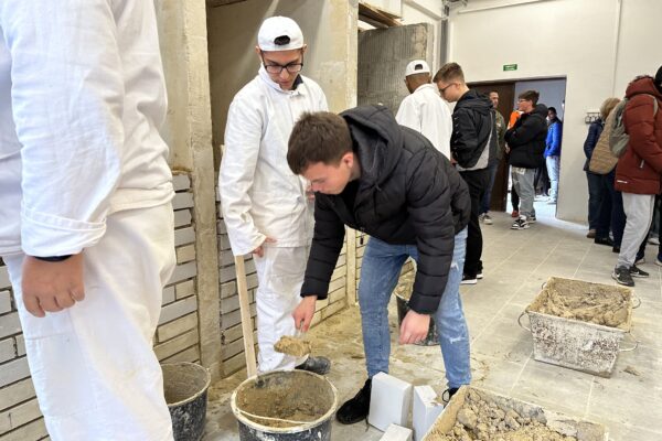 Exkurze: SŠ stavební a dřevozpracující