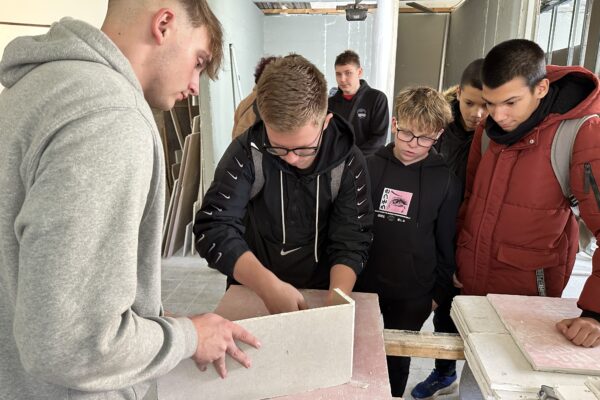 Exkurze: SŠ stavební a dřevozpracující