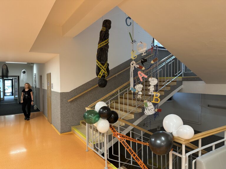 Halloween - výzdoba školy