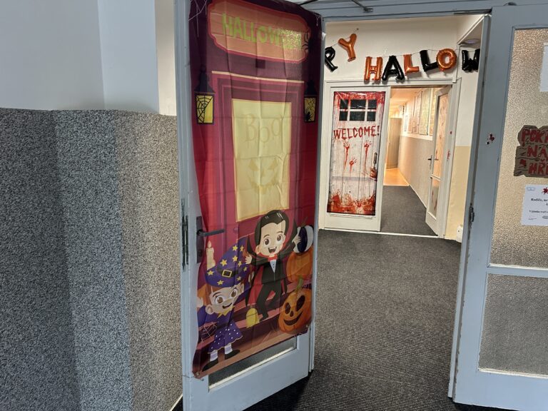 Halloween - výzdoba školy