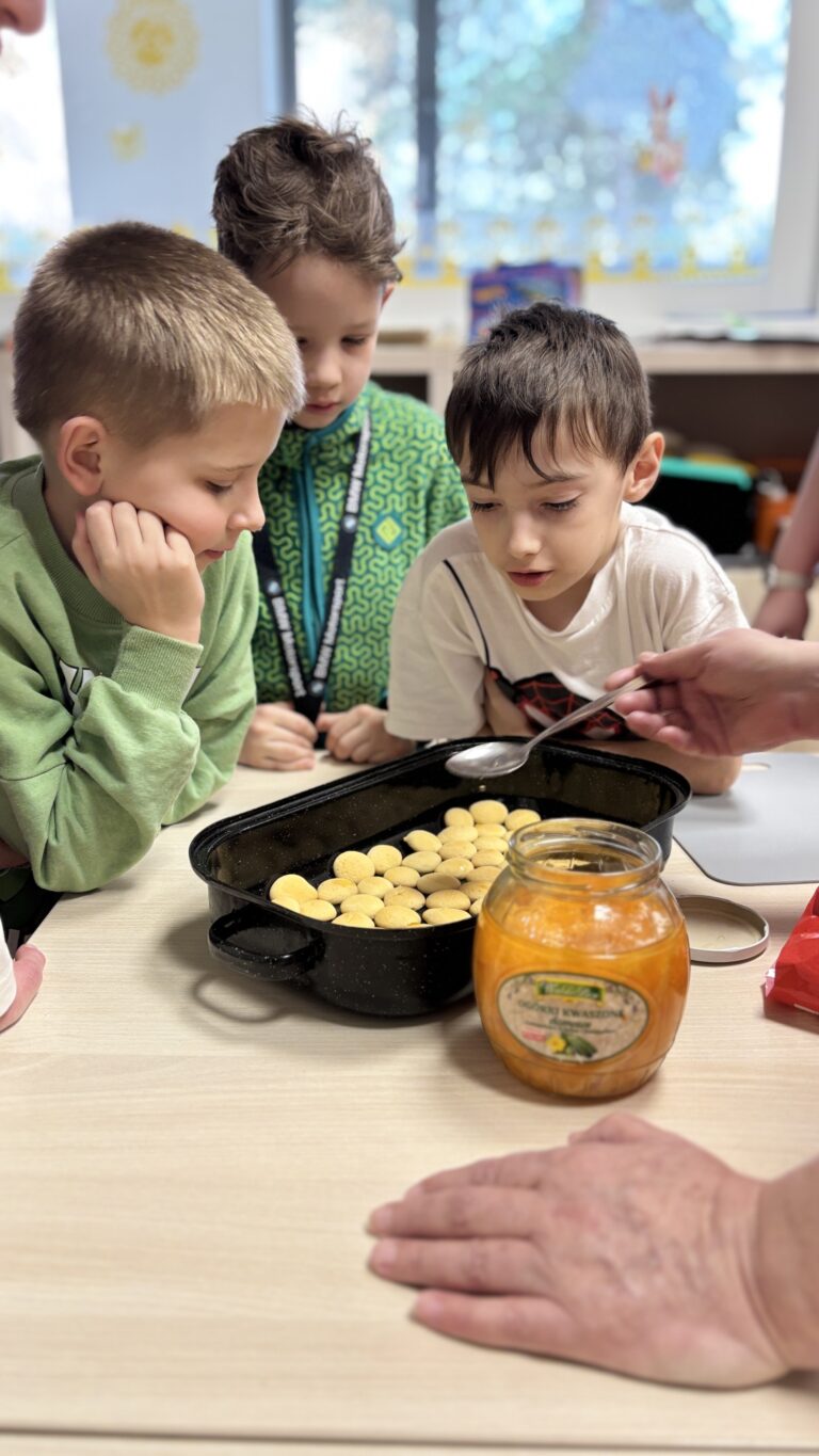 Družina - společné mlsání