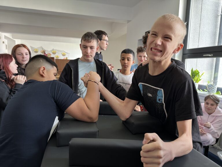 Nový herní prvek na chodbě