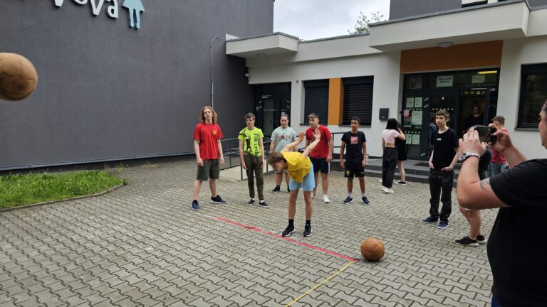 Sportovec školy