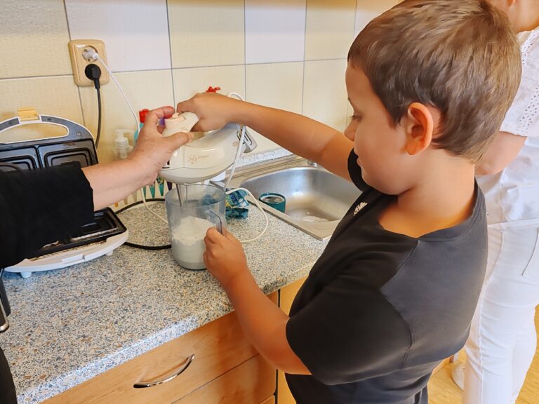 ŠD – Pečeme jablečnou buchtu